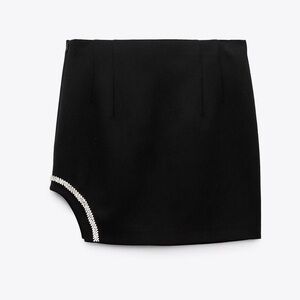 ***BRAND NEW*** Zara Jeweled Black Mini Skirt with Silver Accents